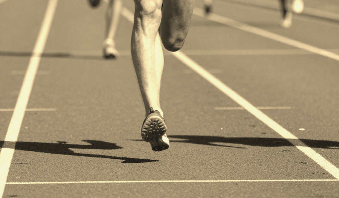 Marathon Cần Giờ và nhịp đất không ai đo: khi đường chạy đẹp trở thành biến số chiến thuật