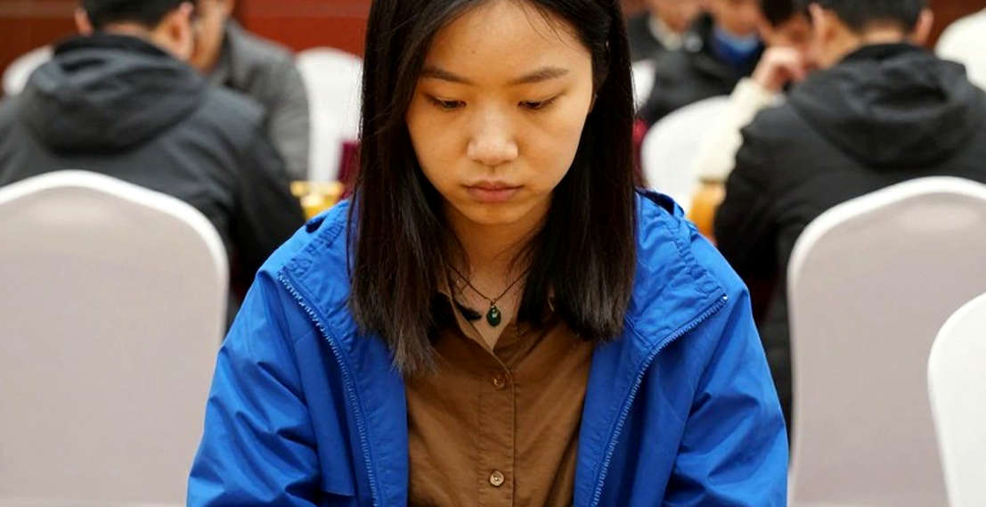 Phòng thủ Scandinavian, Bent Larsen và cái bóng Carlsen: Khi một khai cuộc được bán như một lời hứa