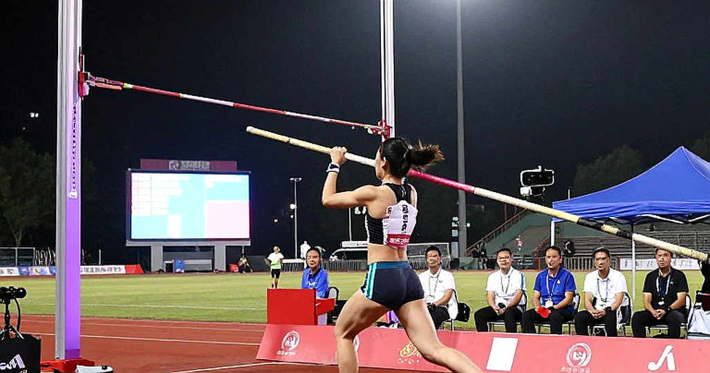 155 giờ nhảy burpee ở Baunatal: Kevin Ociepka lập kỷ lục trong một cuộc chơi không có trọng tài
