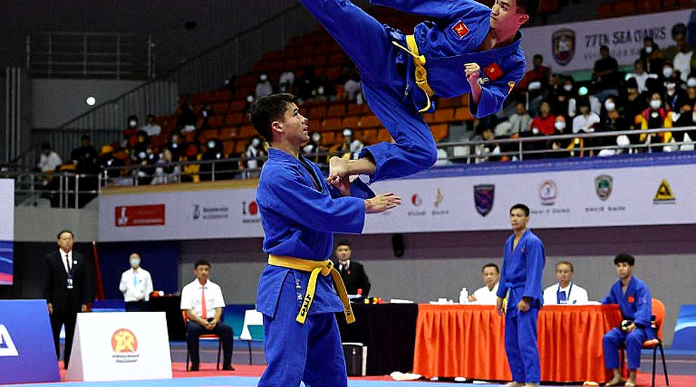 Khoảng trống dữ liệu trong võ thuật: khi hồ sơ trống bị đọc thành an toàn
